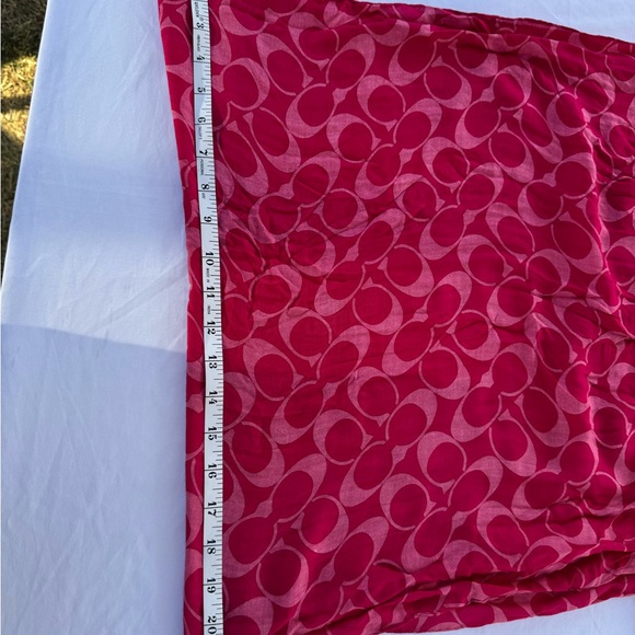 Coach Fuchsia Signature Pattern Scarf - Picture 8 of 11